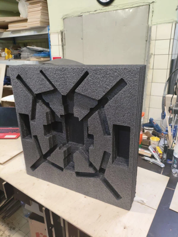 Лазерная резка, фрезеровка, термогибка, покраска. По Вашим проектам.
