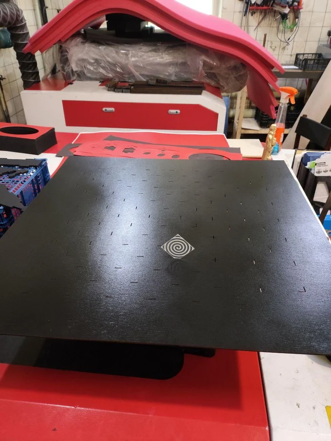 Лазерная резка, фрезеровка, термогибка, покраска. По Вашим проектам.
