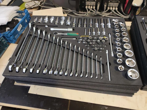 Лазерная резка, фрезеровка, термогибка, покраска. По Вашим проектам.
